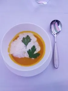 thai soup qatar airways