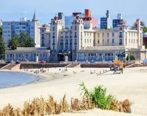 montevideo closed for international tourism
