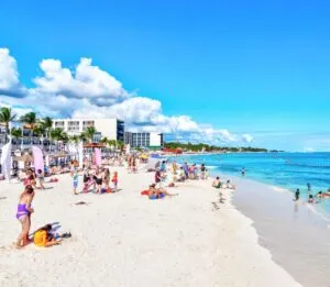 Tourists-on-Beach-in-Playa-Del-Carmen
