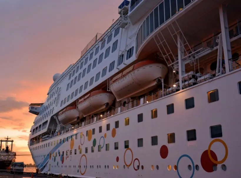 cruise ship
