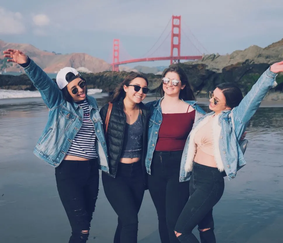 Friends us travelers no masks