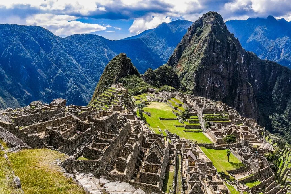 La vue panoramique de la ville de McCho Piccho au Pérou