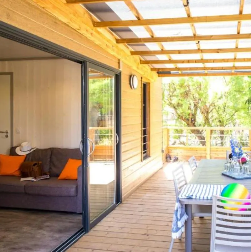 Camping Arinella Bianca two bedroom bungalow in France