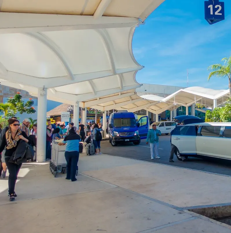 Cancun airport arrival passengers