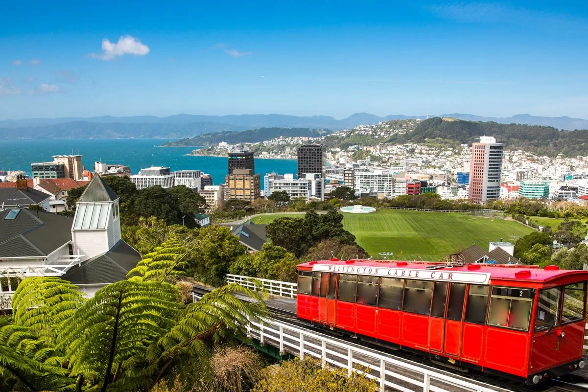 New Zealand Drops Vaccine Requirement For Travelers, Ditches Mask Mandates