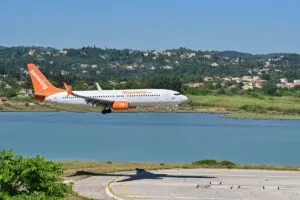 Canadian Low Cost Airline Doubles Routes To Warm Destinations Due To High Demand