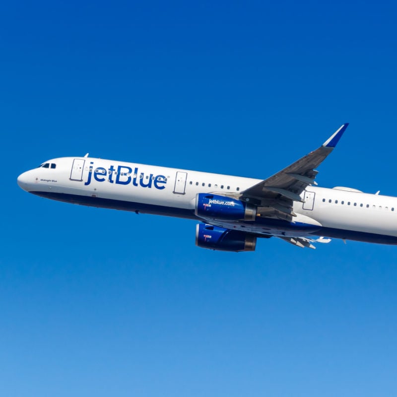 Een JetBlue Airbus A321 op New York JFK Airport in de Verenigde Staten.