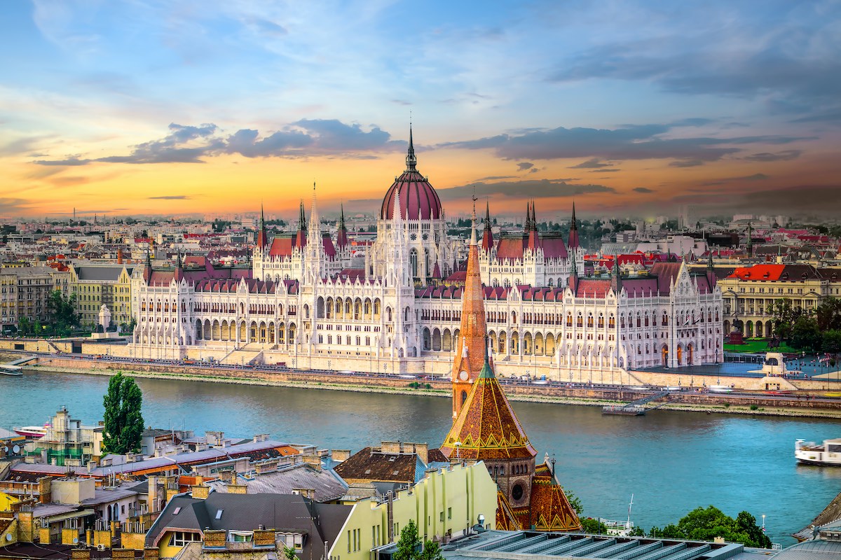 The 5 Best And Worst Tourist Attractions In The World According To New 