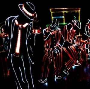 iLuminate dancers
