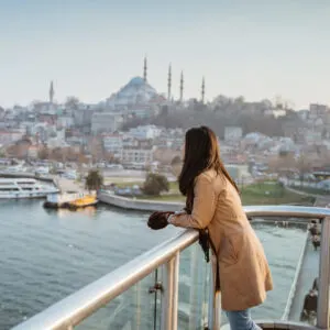 woman in istanbul, turkiye