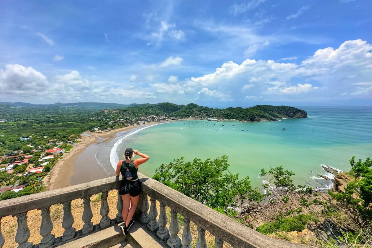 4 Reasons Why You Should Visit This Charming Beach Town In Central America