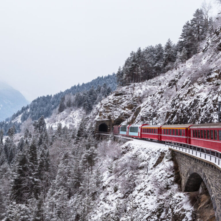 Snow Train Ride These Are The Top 7 Festive Train Rides In The U.S. This Winter ...