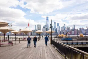 Jersey City boardwalk overlooking Manhattan skyline