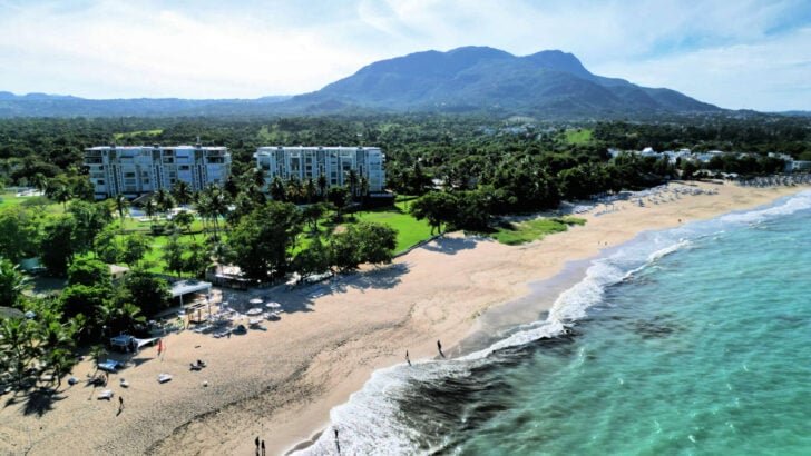 US Issues Highest Travel Advisory Warnings To Five More Countries