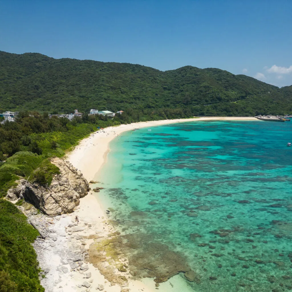 Beautiful-blue-water-and-white-sand-in-Okinawa