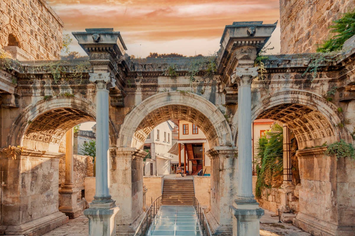 The Hadrians Gate, Antalya