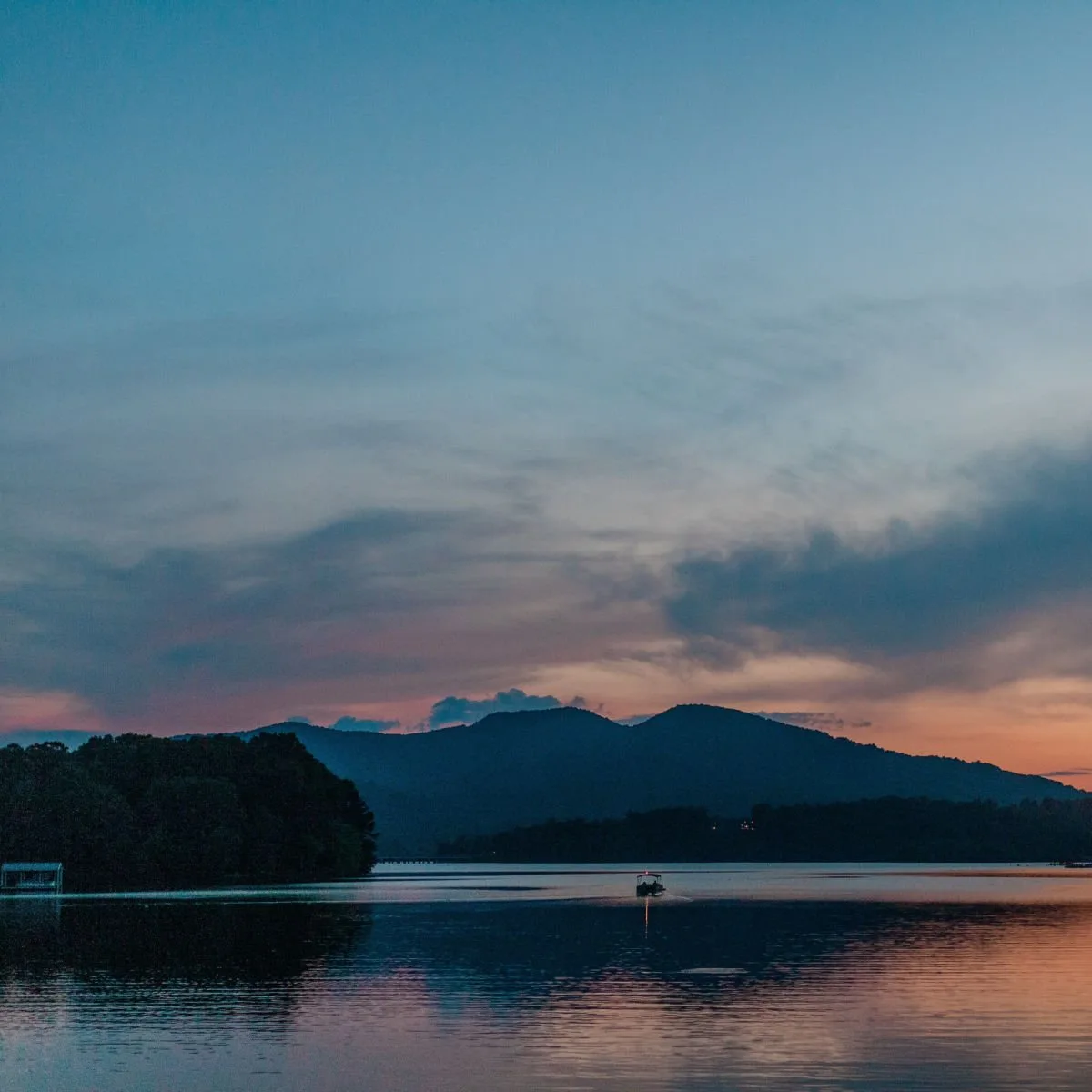 Mountain views of Lake Lanier, Gainesville, GA