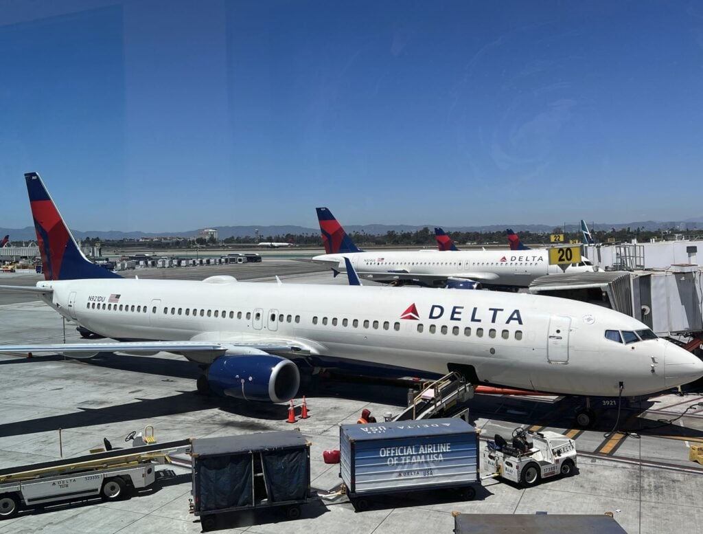 Delta Airlines Lined up on Tarmac