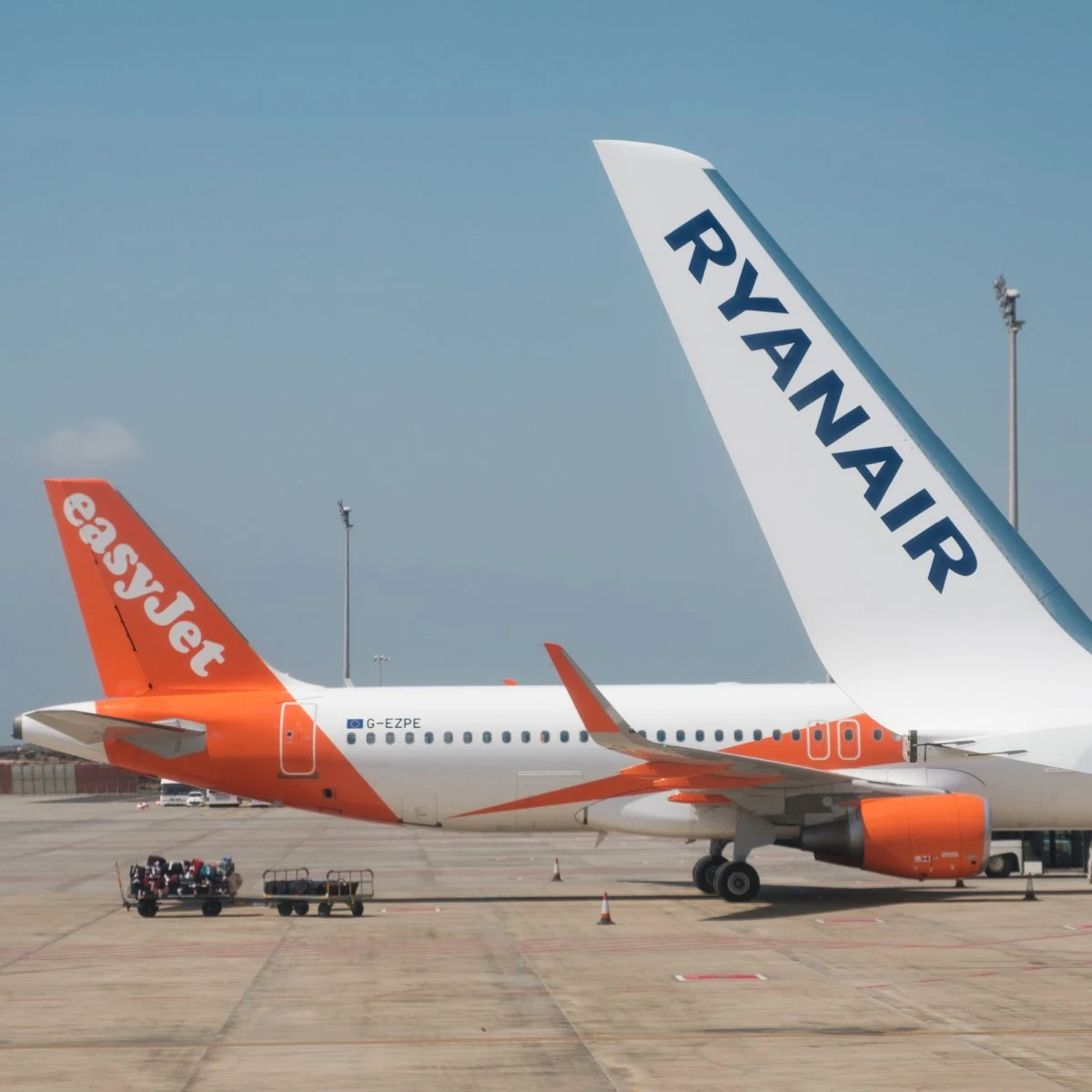 Ryanair and easyJet planes