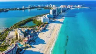 This Is How To Book The Perfect Hotel In Cancun According To Experts