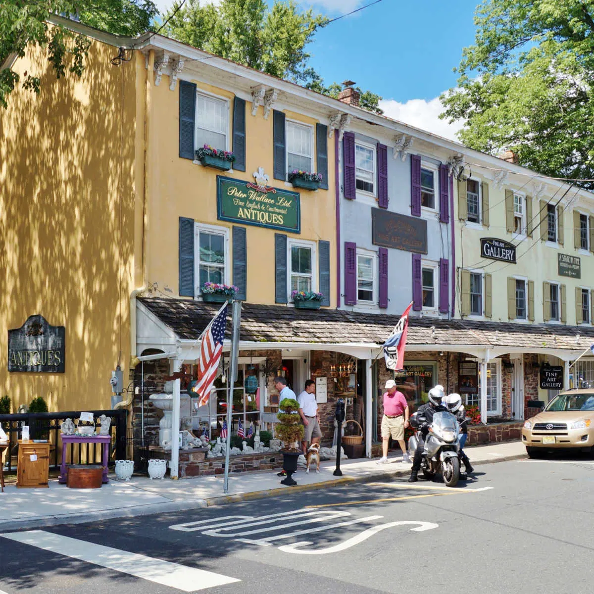 Antique shops in Lambertville, NJ