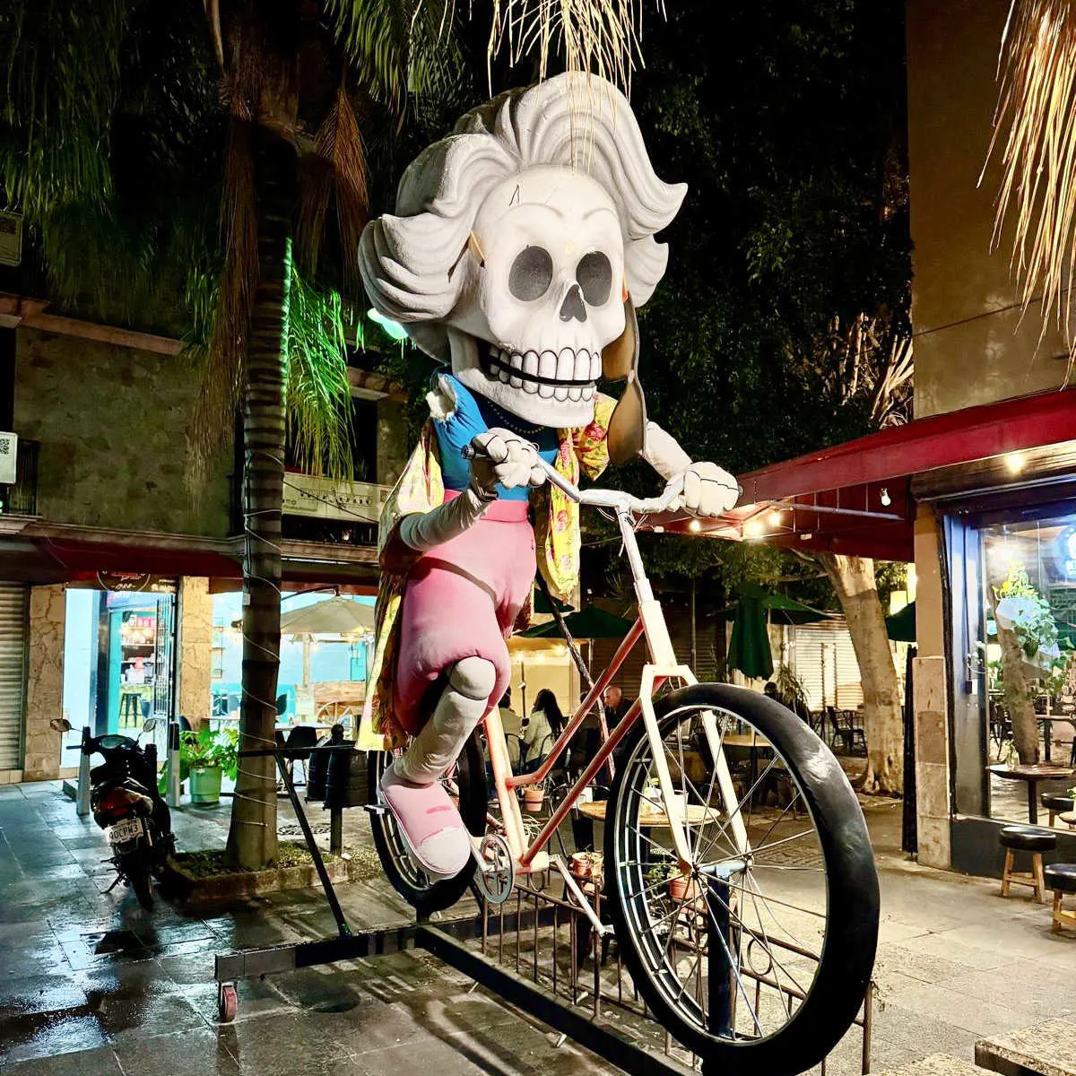 I Visited Mexico's Most Underrated City - Here Are 5 Things That Surprised Me Most Dia de Los Muertos statue in Aguascalientes, MX
