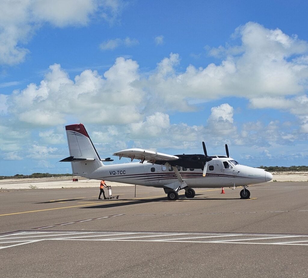 Flight to South Caicos Connector