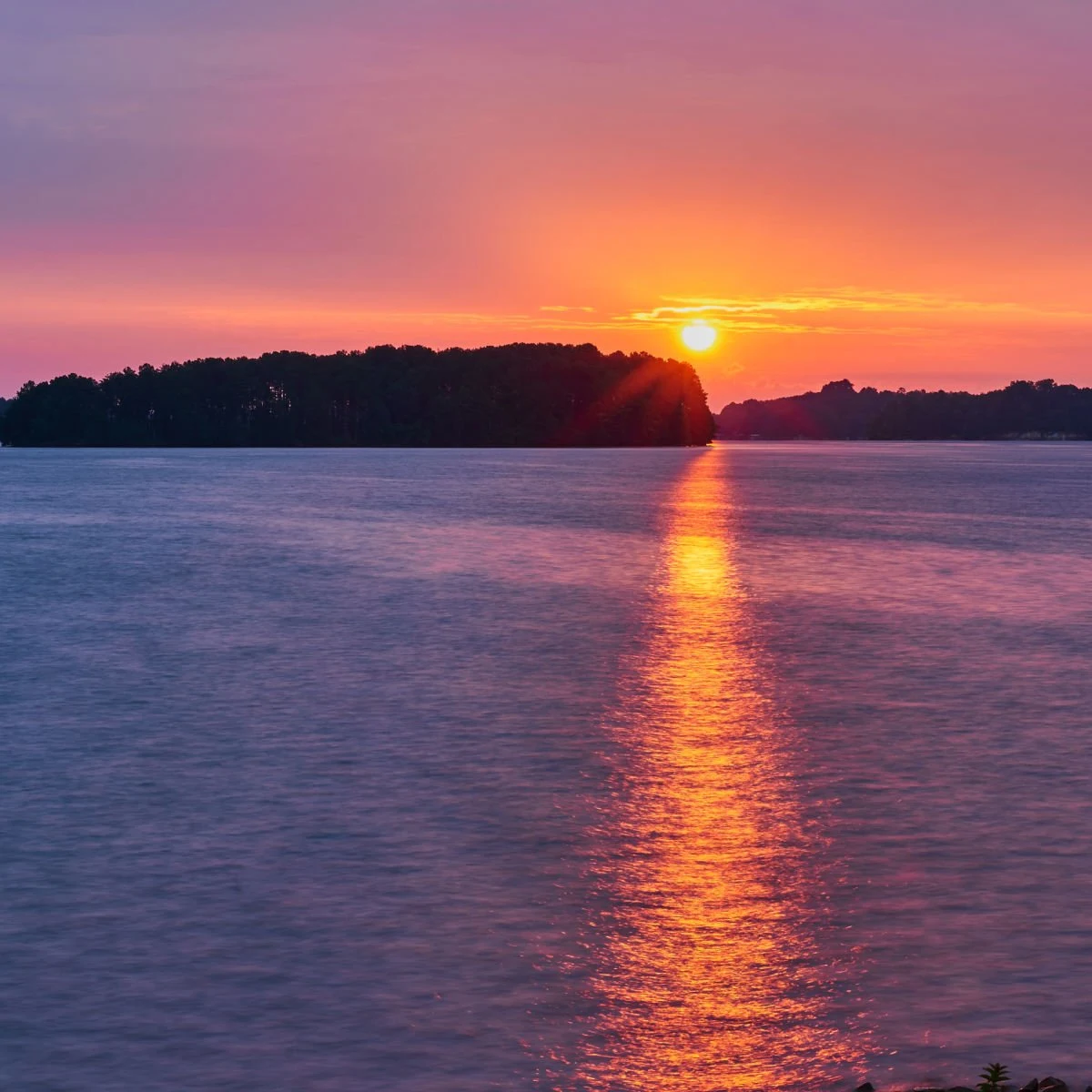 Lake Keowee sunrise