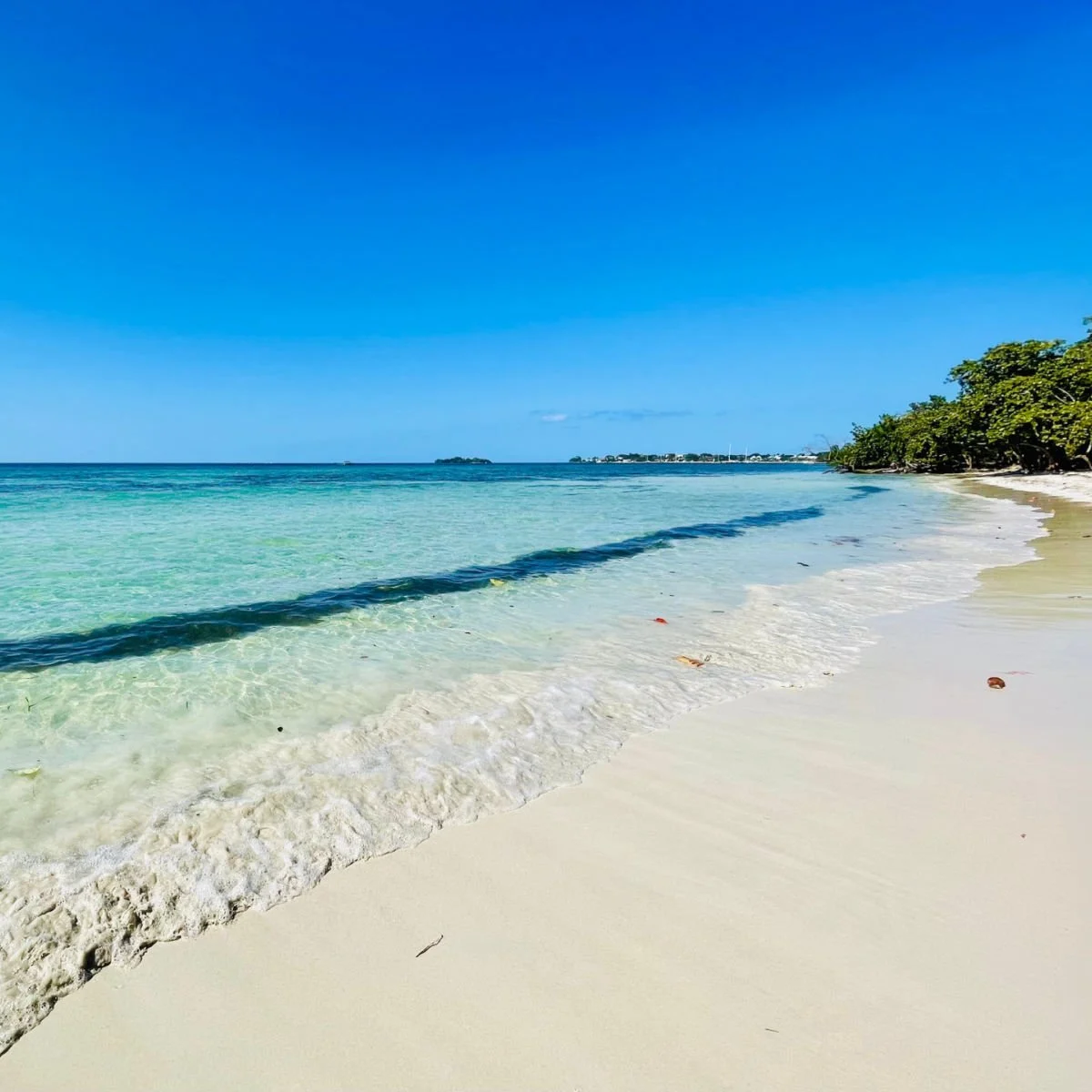 Blue waters of Negril, Jamaica