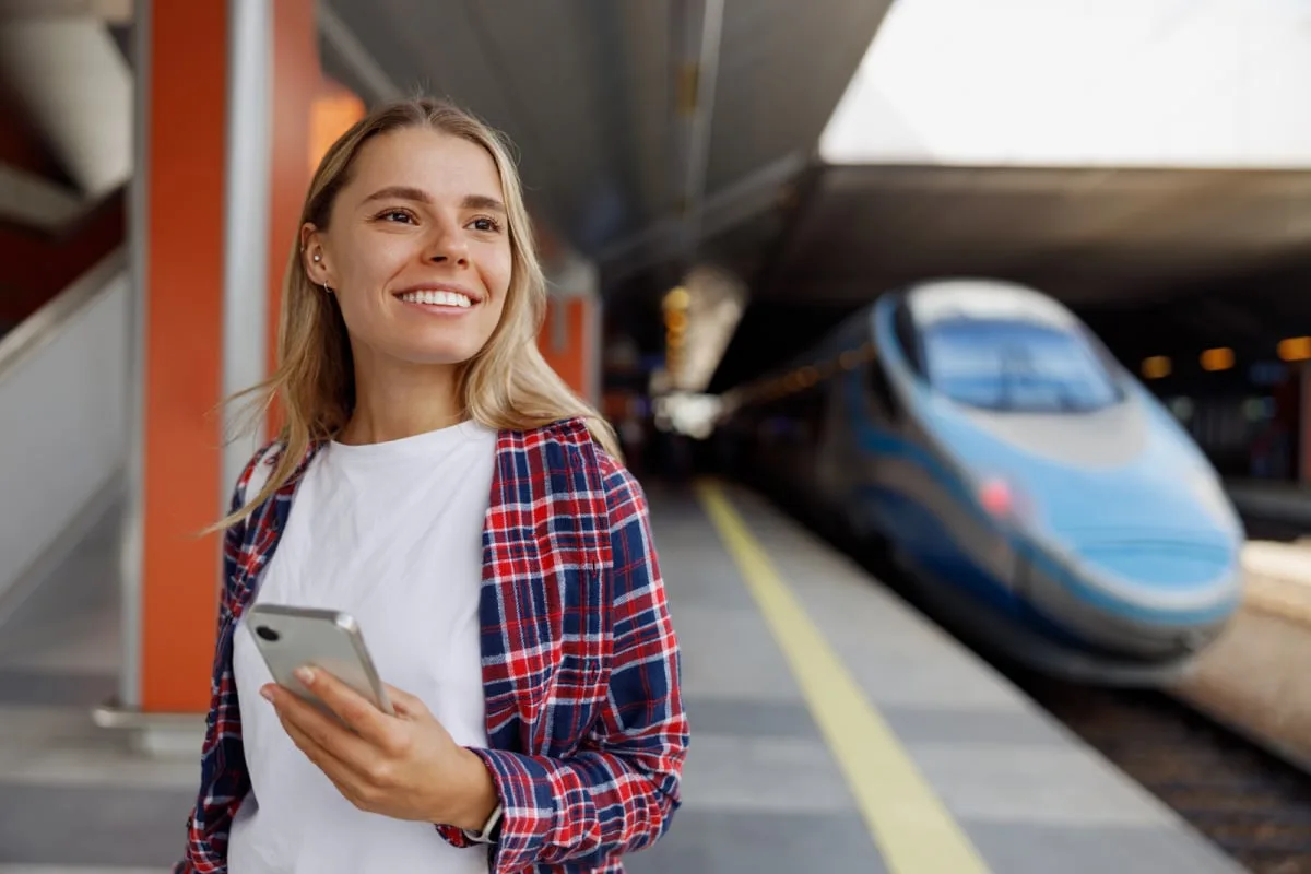 Woman waiting for bullet train