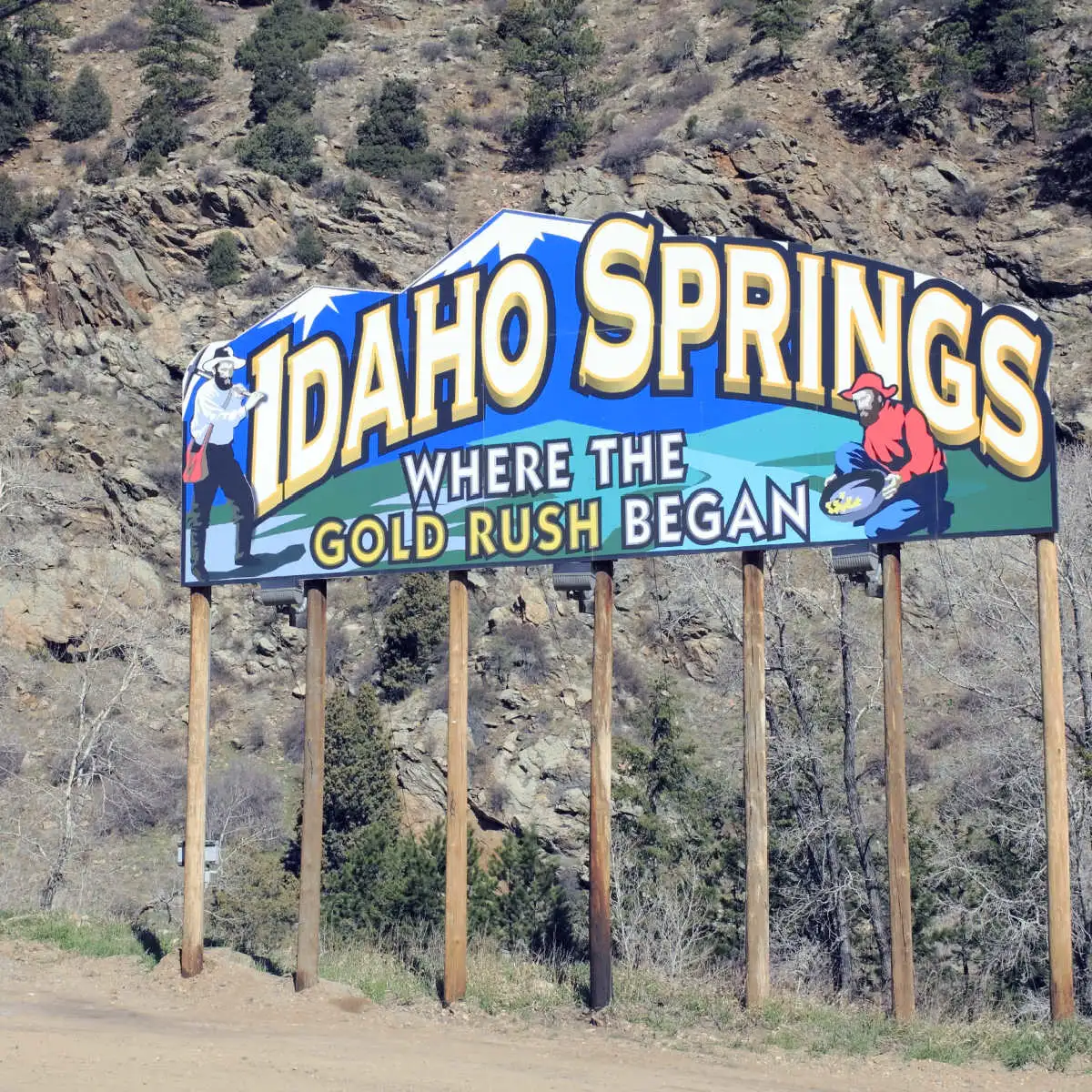 Idaho Springs, CO welcome sign