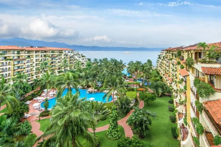 Velas Vallarta Review The Perfect Blend Of Classic Service & Modern Comfort In Puerto Vallarta