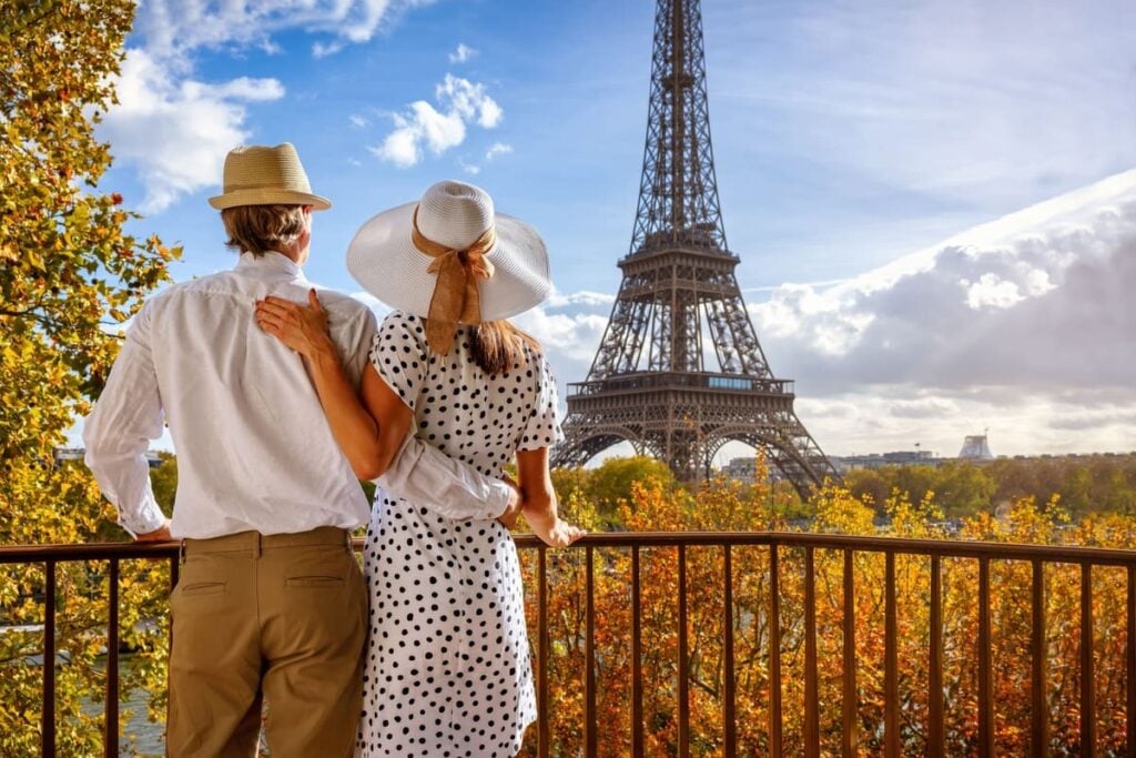 A young traveling couple in Paris, France