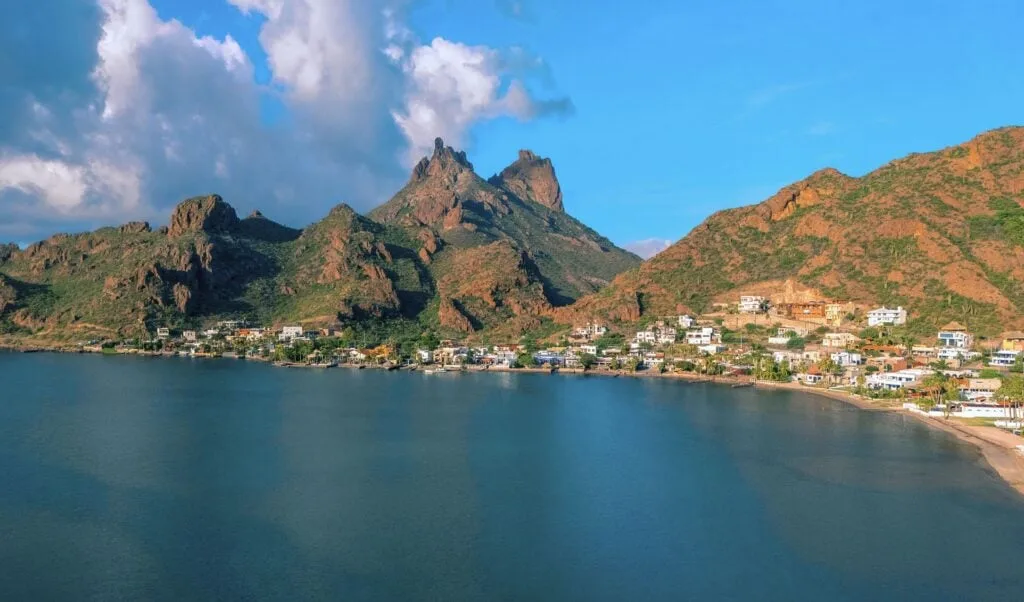 The bay of San Carlos Sonora, Mexico. The place where the desert meets the sea with its iconic Tetakawi mountain in the background.