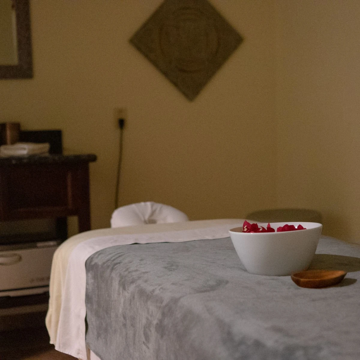 Day Spa bed at Palm Mountain Resort & Spa