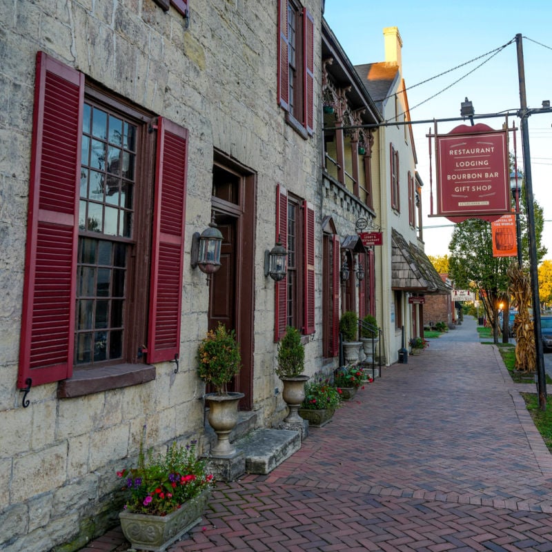 Lodging in Bardstown, KY