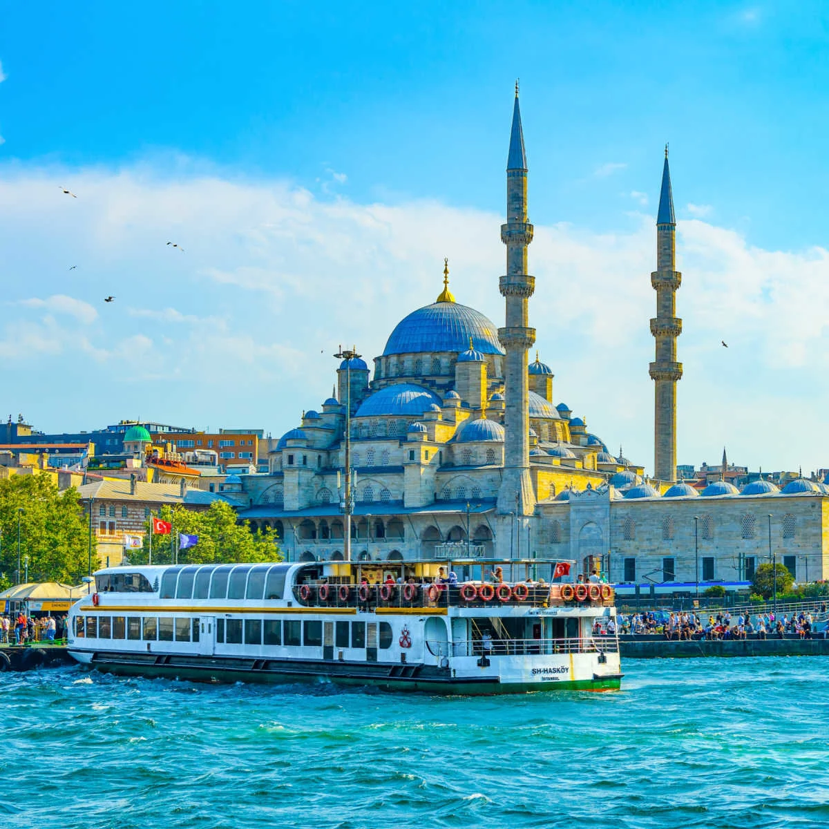 Mosque in Istanbul along waterfront