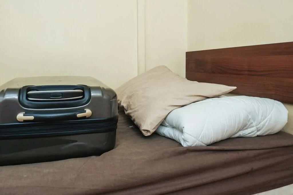 Travelers Have Spoken Mediocre Airbnbs With Chore Lists Are Done In 2026