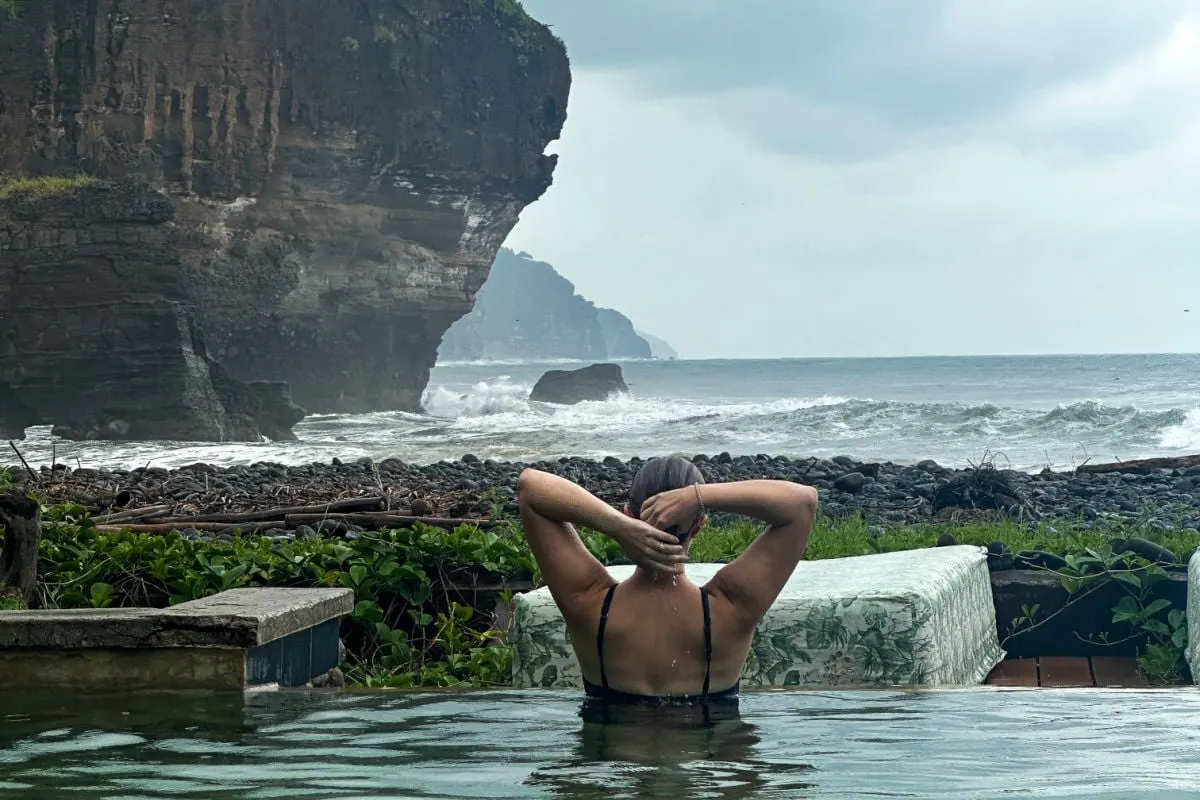 Liz Fox in Mizata, El Salvador