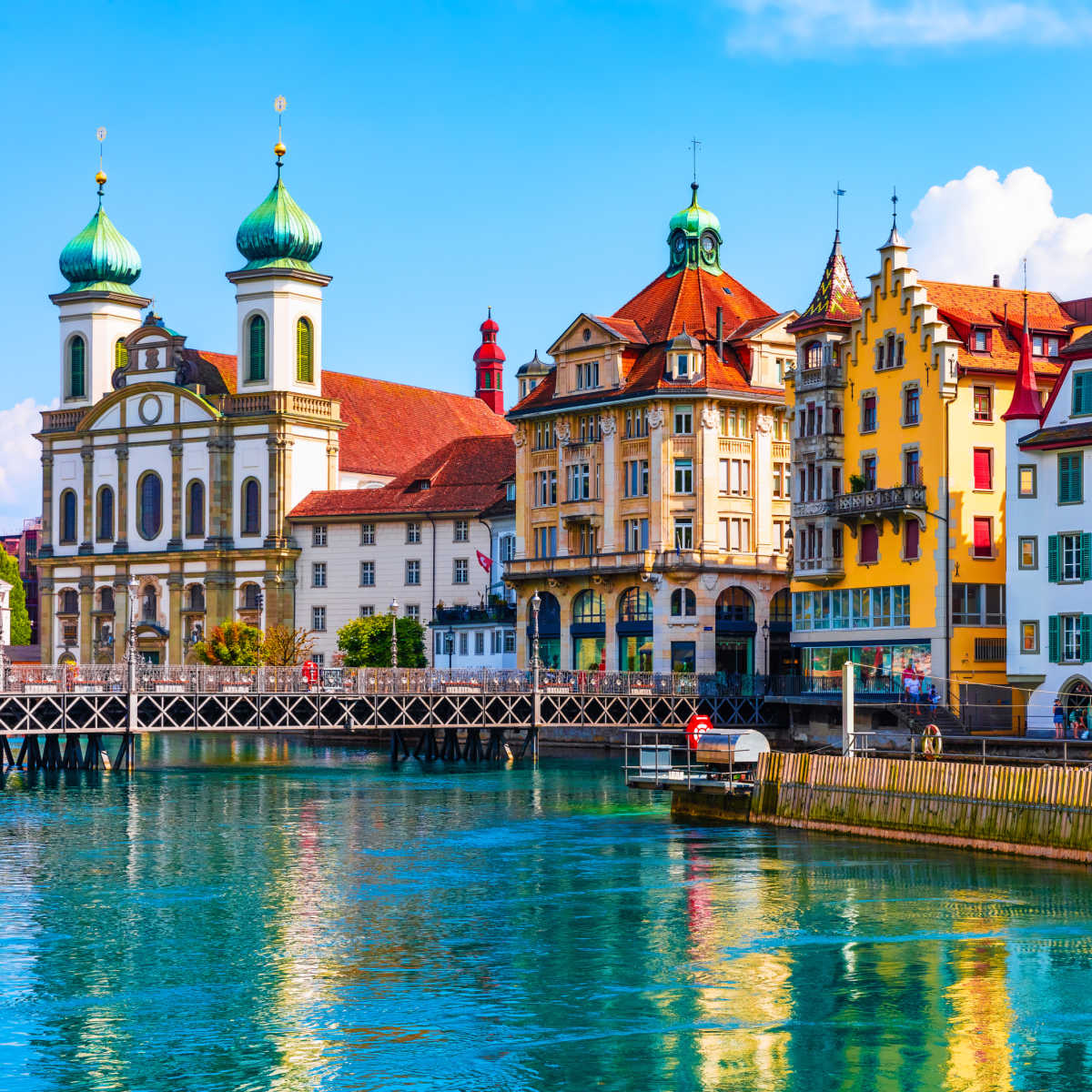 সুইজারল্যান্ডের লুসার্নে পুরানো শহরের মধ্যযুগীয় স্থাপত্য