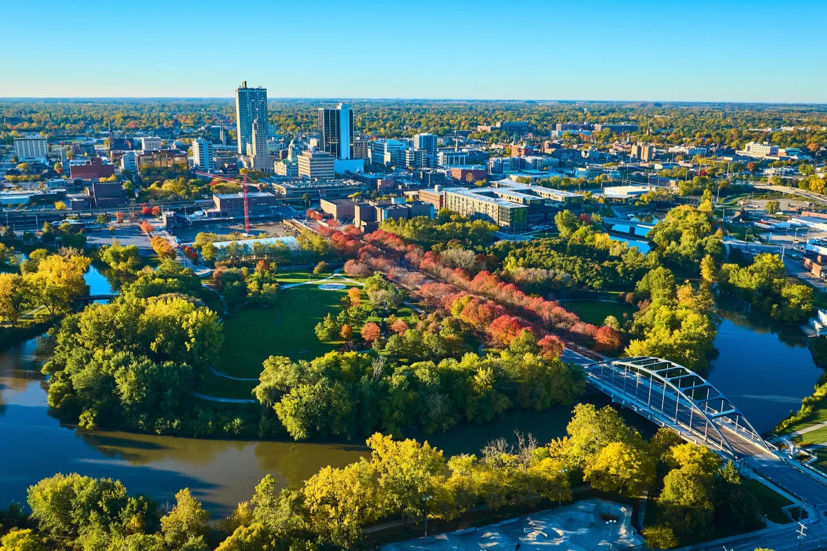 ফোর্ট ওয়েন, IN এর বায়বীয় দৃশ্য