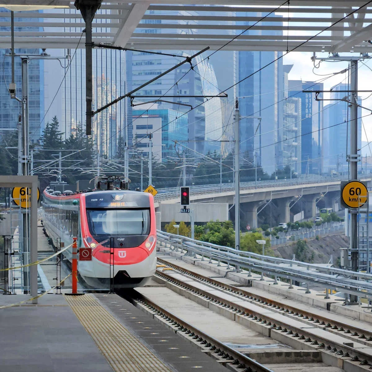 Train in Mexico City