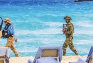 7000-Security-Personnel-Deployed-to-Protect-Cancun-Mexican-Caribbean-Tourists