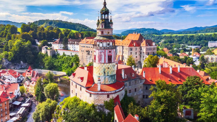 US Issues Highest Travel Advisory Warnings To Five More Countries