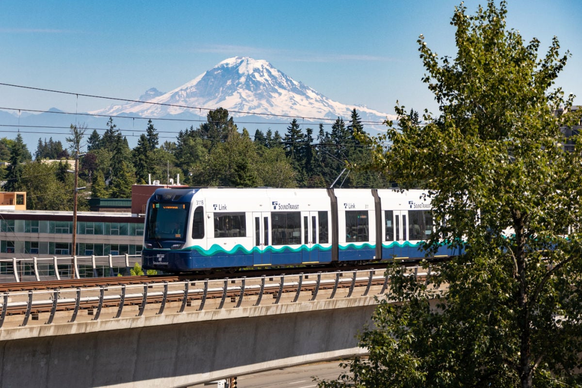 New Train Links Seattle to Top Spots