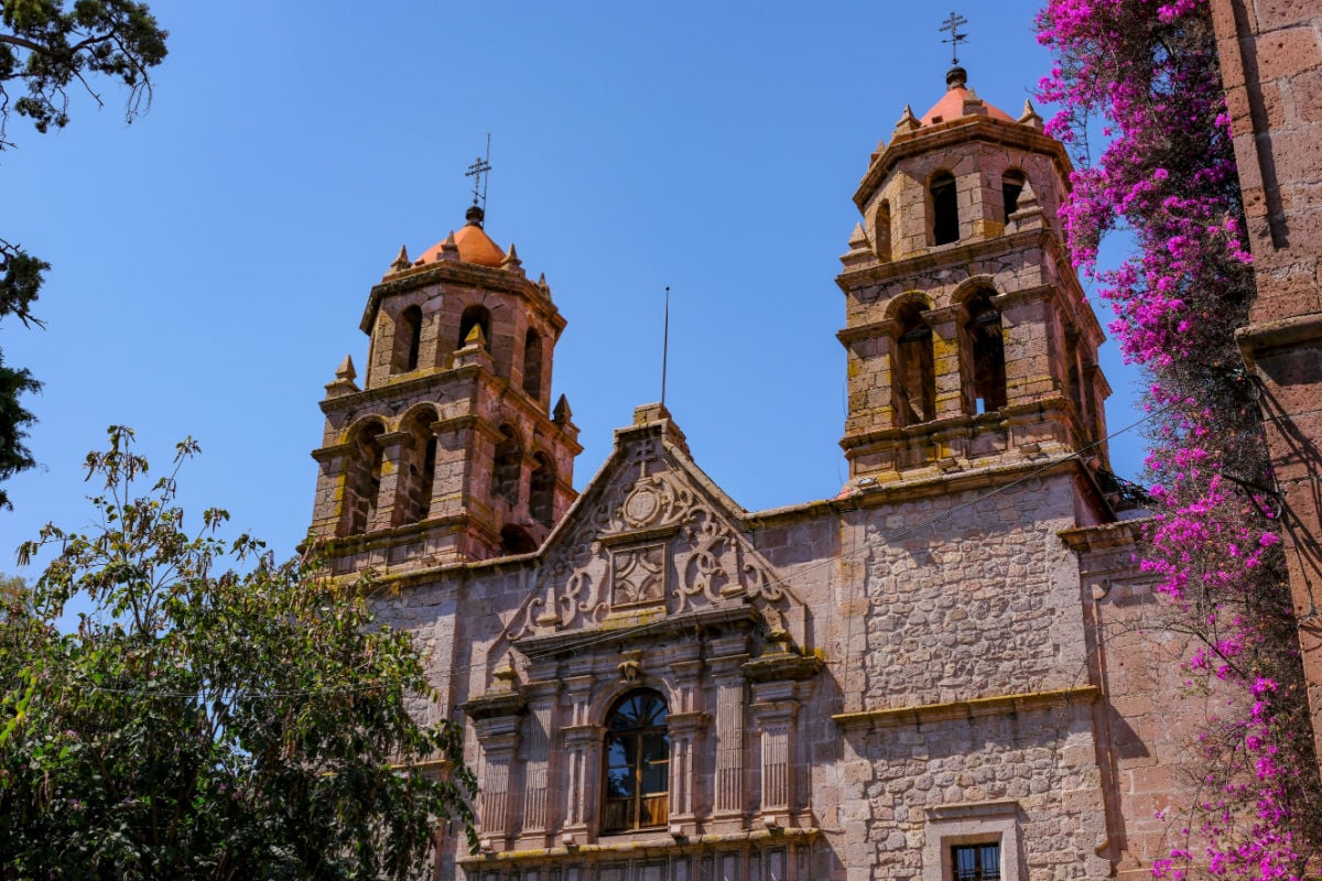 Why Travelers Are Flocking To This Beautiful Colonial City In Mexico