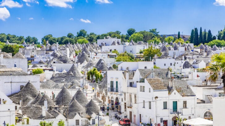 US Issues Highest Travel Advisory Warnings To Five More Countries