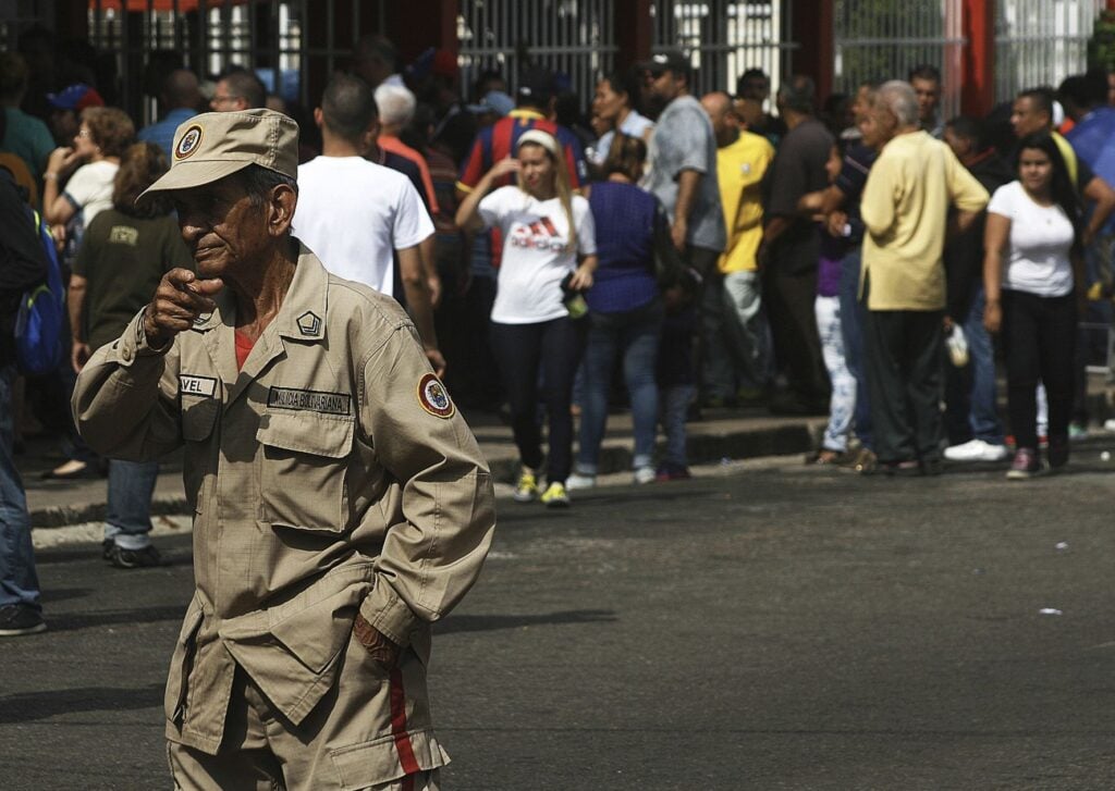 Venezuela-Caracas-August 22, 2025. Militiamen and reservists prepare for the National Plan for Sovereignty