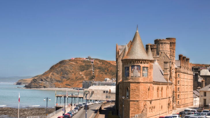 US Issues Highest Travel Advisory Warnings To Five More Countries