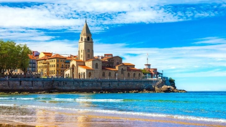 US Issues Highest Travel Advisory Warnings To Five More Countries